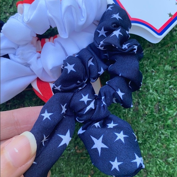 USA 🇺🇸 Red White Blue Hair Scrunchies Pony Tails - Picture 4 of 5